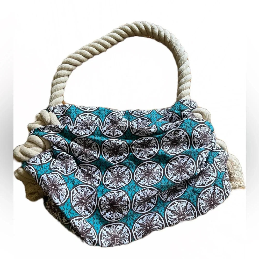 Anthropologie Amici Accessories Boho Zippered Tote Bag